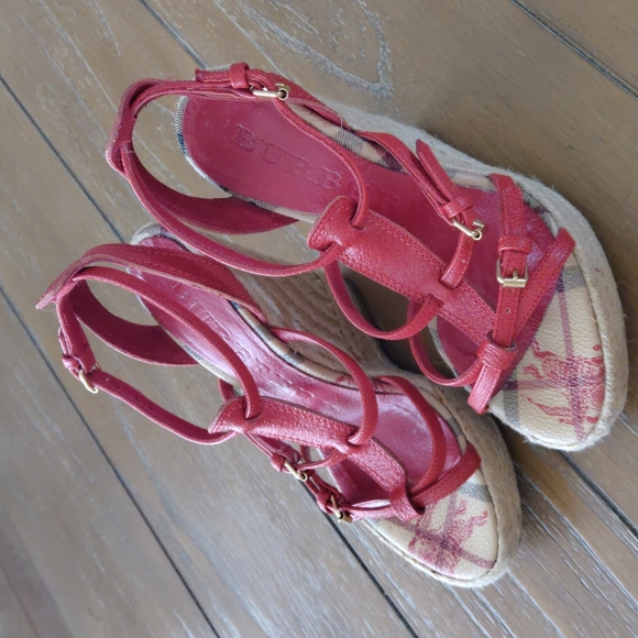 Burberry ♥️ platforms - Picture 5 of 12